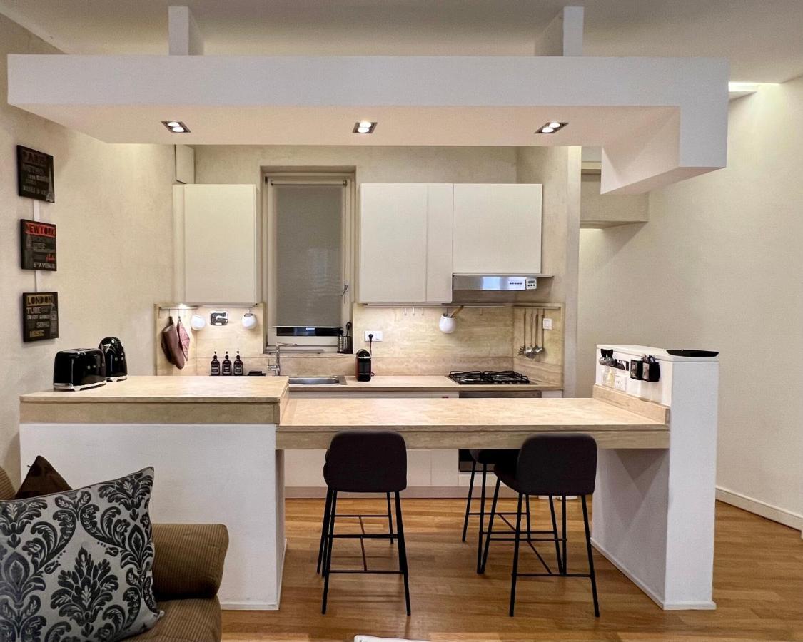 Campo Dei Fiori Modern Apartment With Terrace Rom Exteriör bild