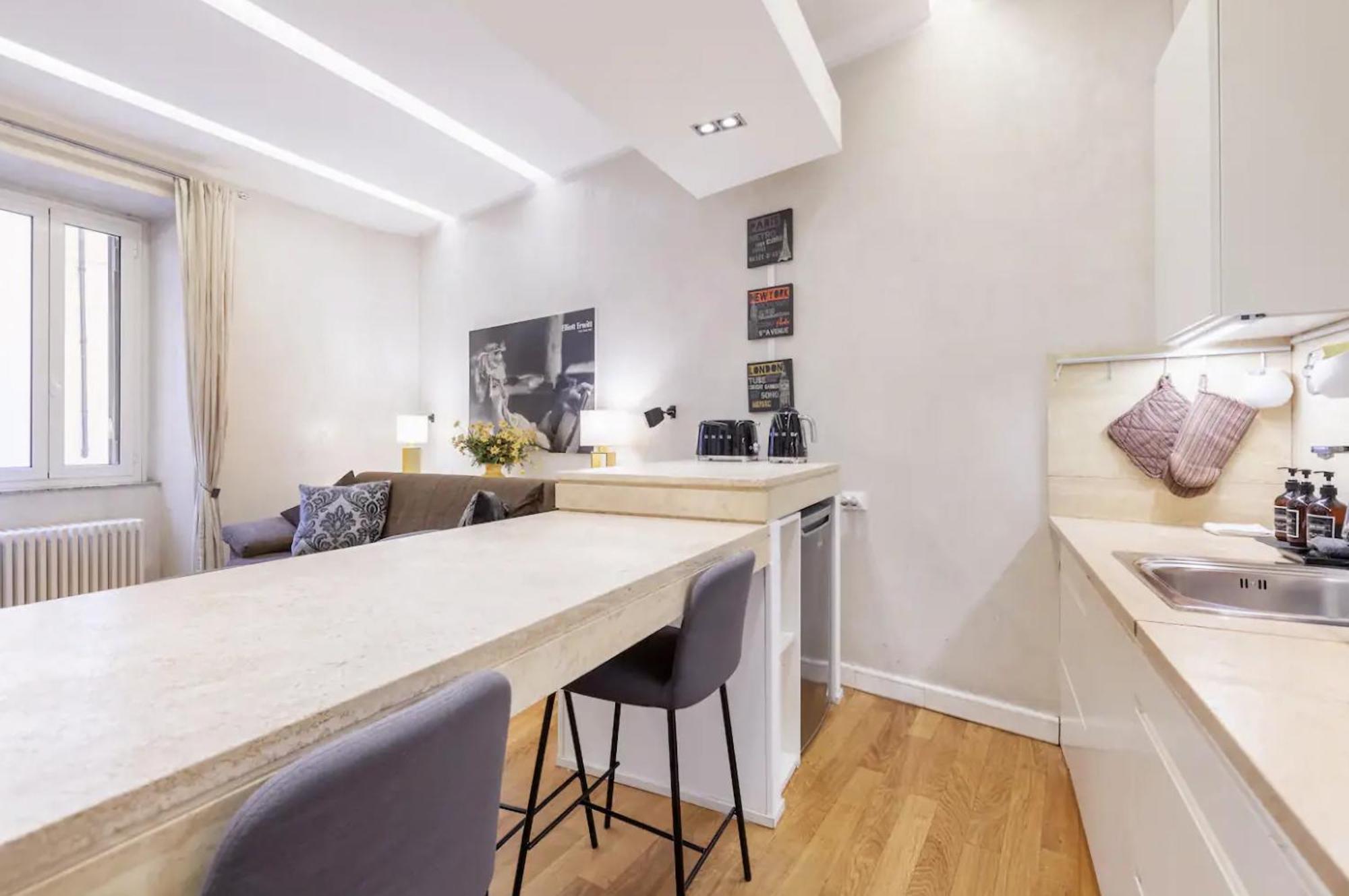 Campo Dei Fiori Modern Apartment With Terrace Rom Exteriör bild